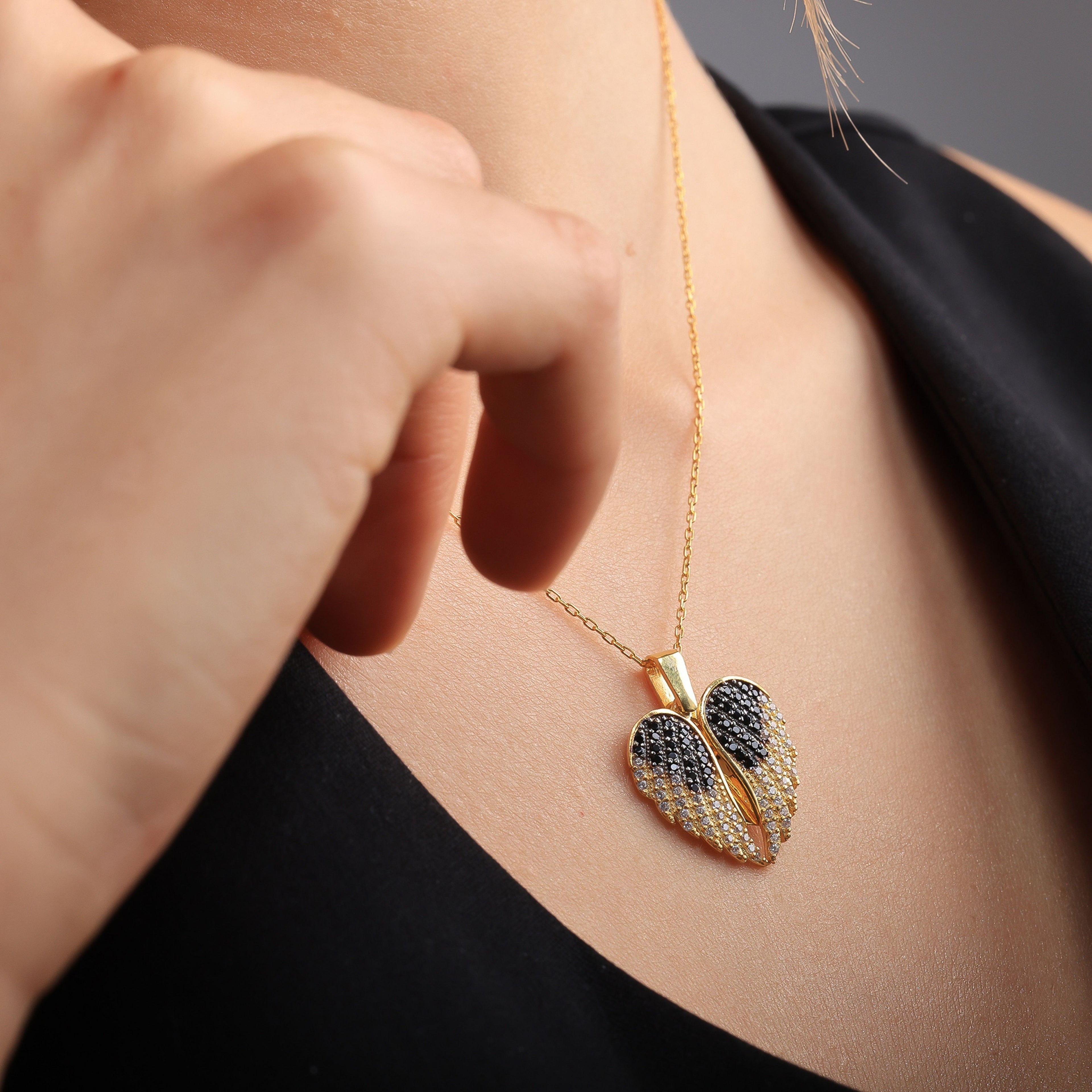 Guardian Angel Wings Necklace – Personalized Charm - Dainty Gift Jewelry