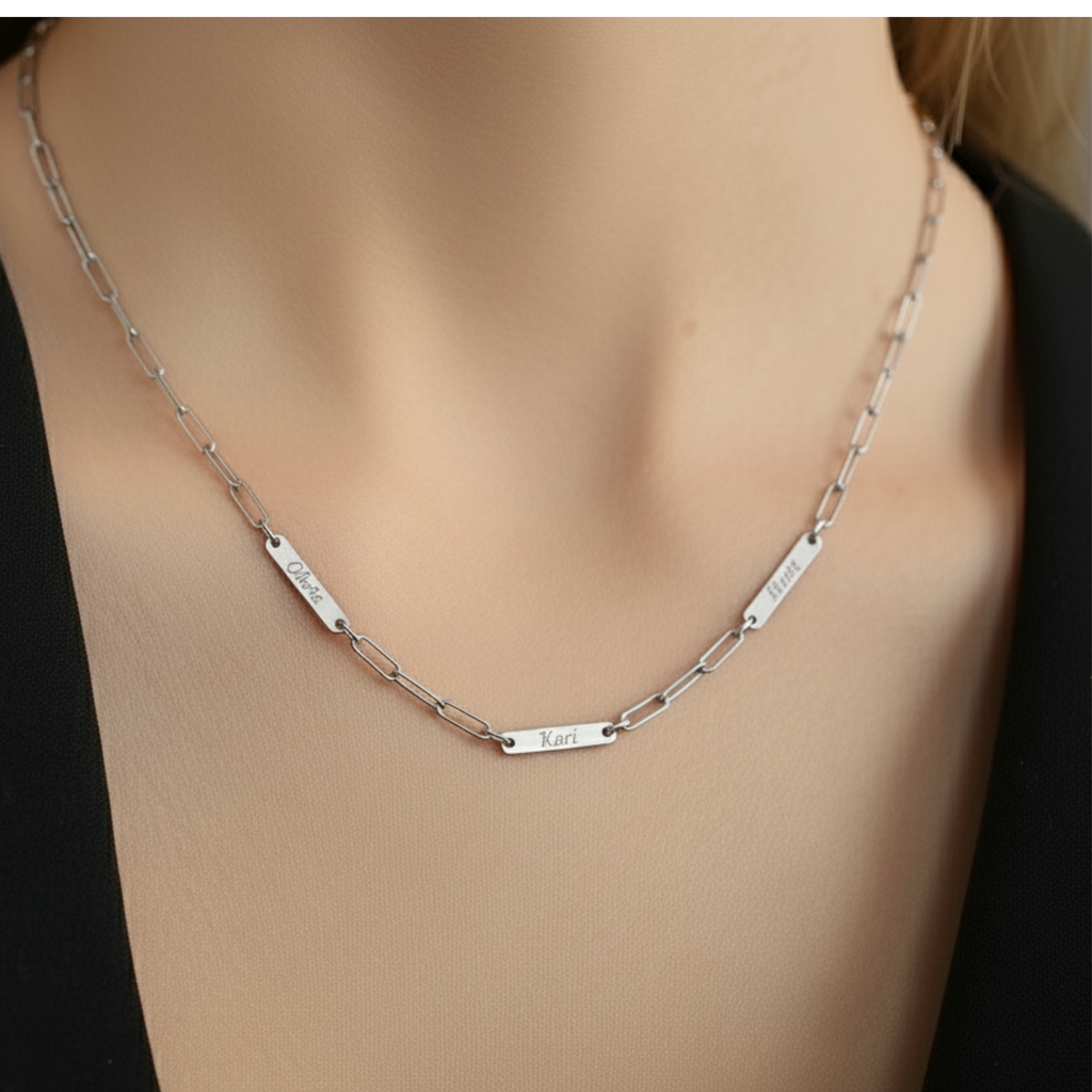 Personalized Bar Name Necklace for Women