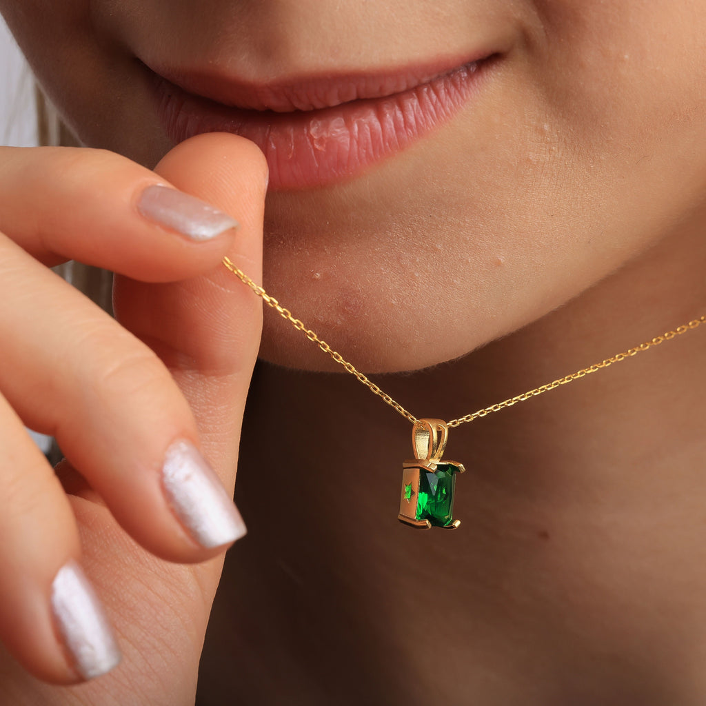 Emerald Green Pendant Necklace – Gold Plated Sterling Silver - Dainty Gift Jewelry