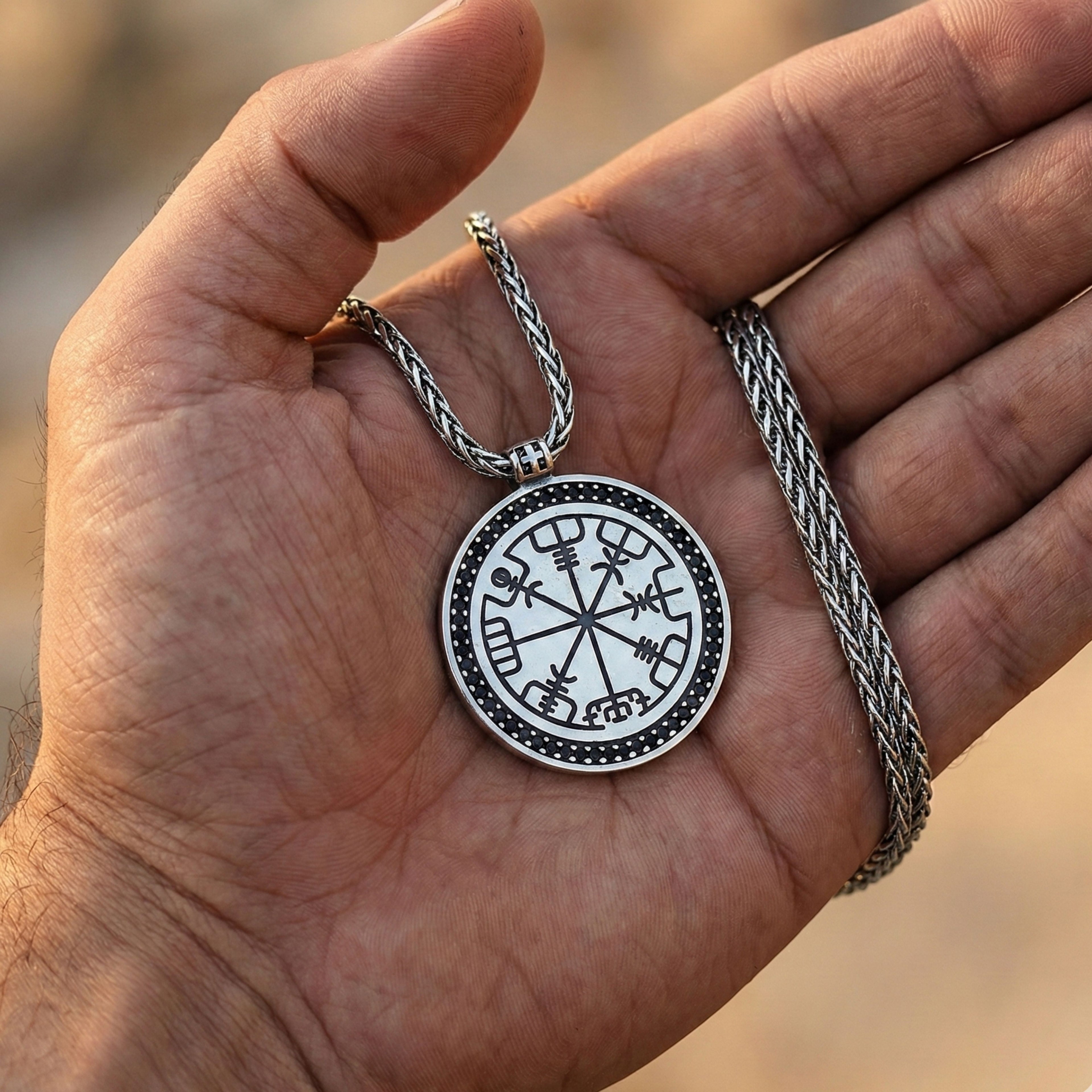 Men’s Symbolic Compass Necklace | Direction Pendant Necklace for Men