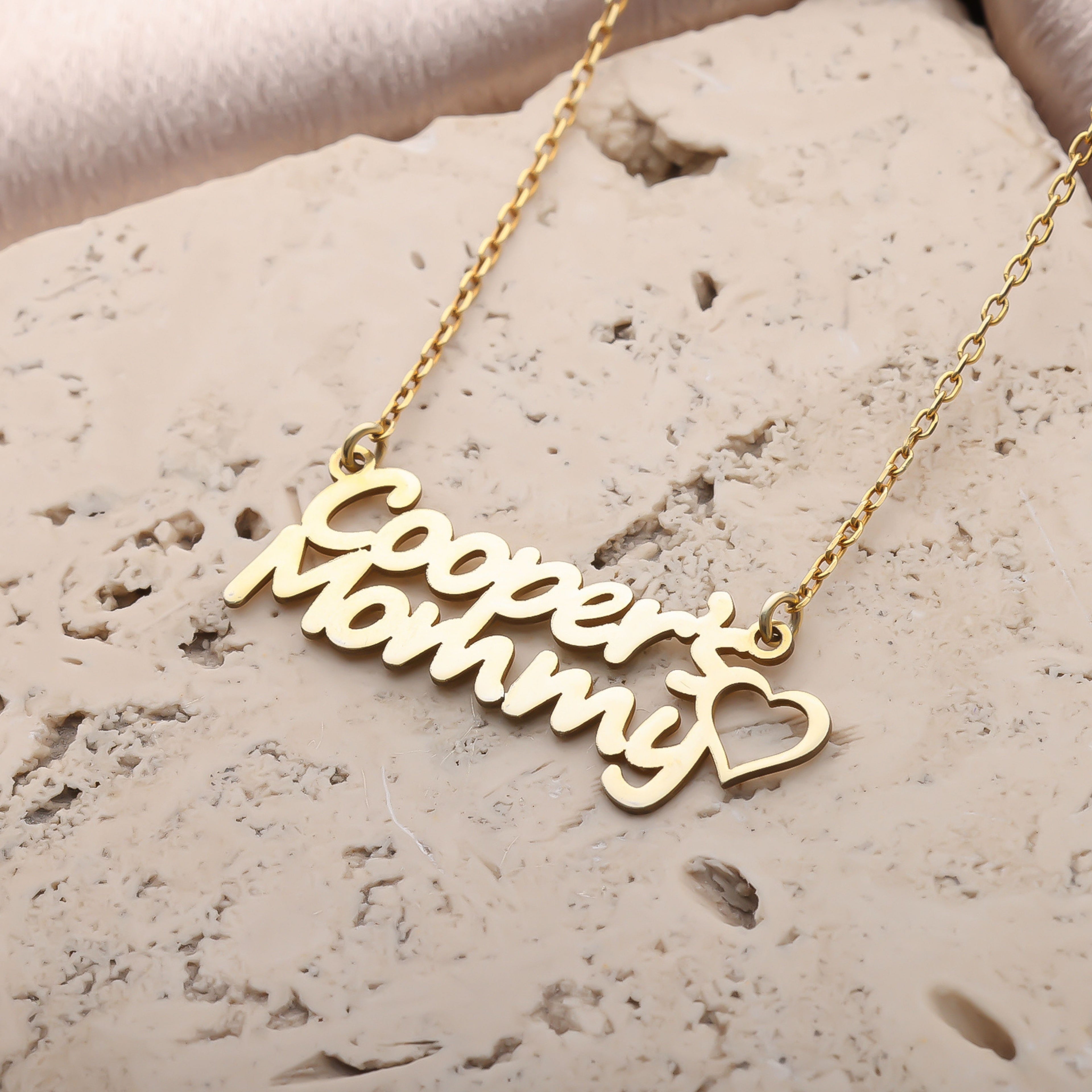 Personalized Name Necklace – Custom Script Gold Mom Necklace - Dainty Gift Jewelry