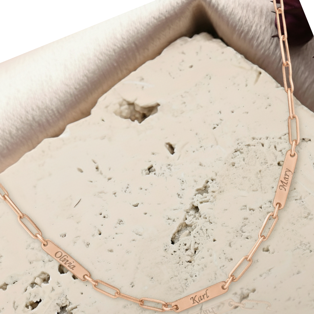 Personalized Bar Name Necklace for Women